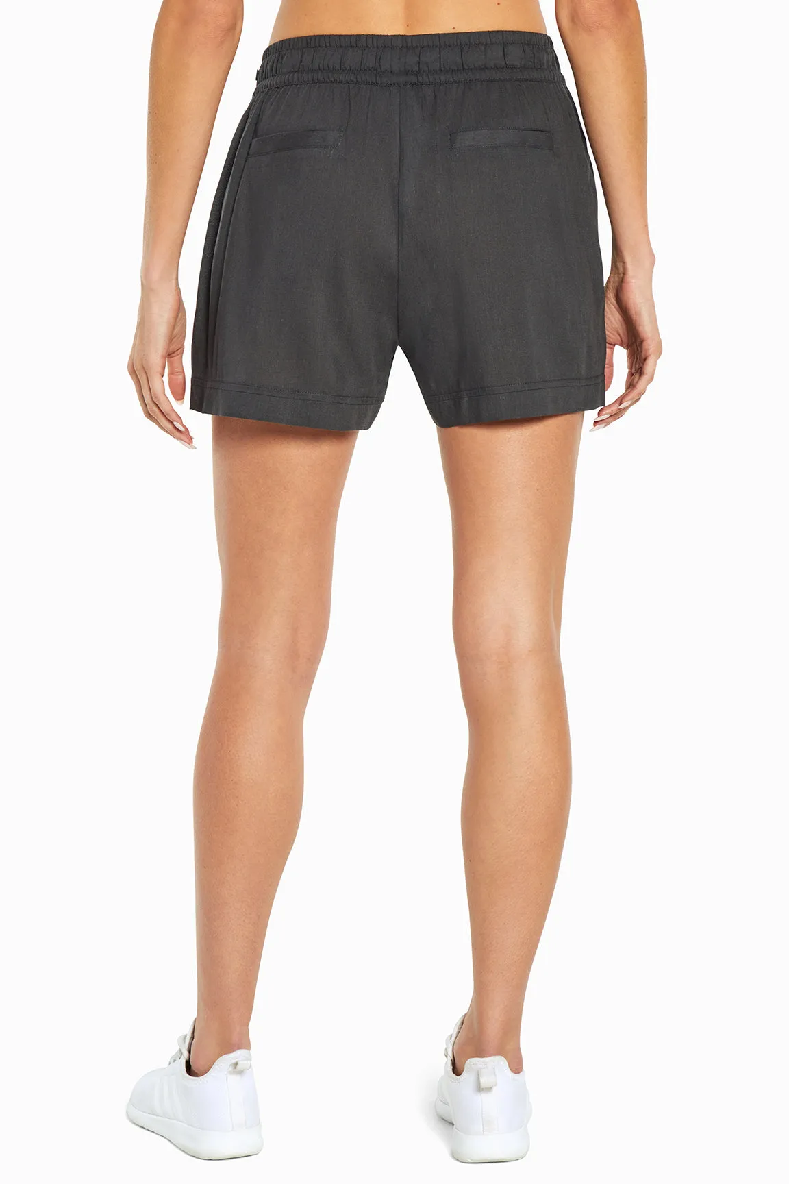 Avery Short