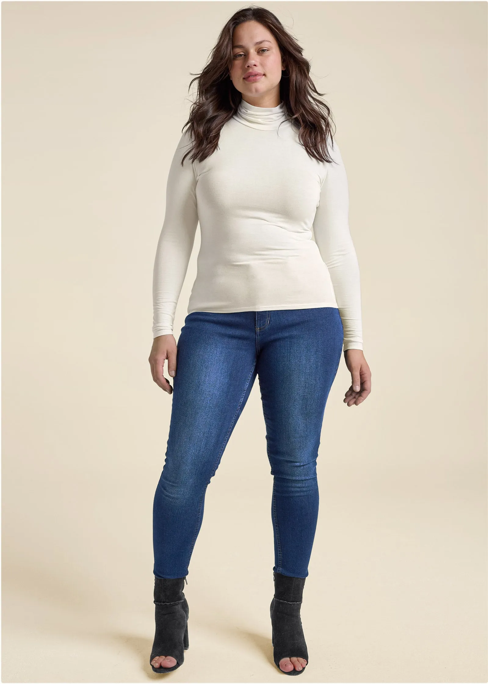 Back Cut-Out Casual Top - Off White