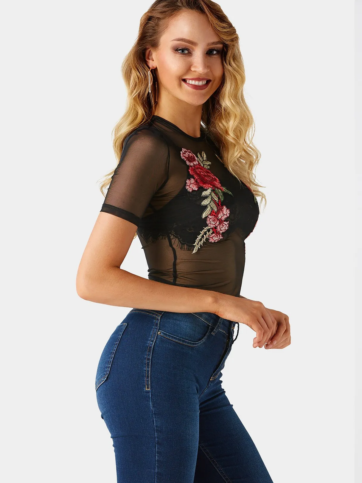 Custom Round Neck Embroidered Short Sleeve Bodycon Hem Black Top