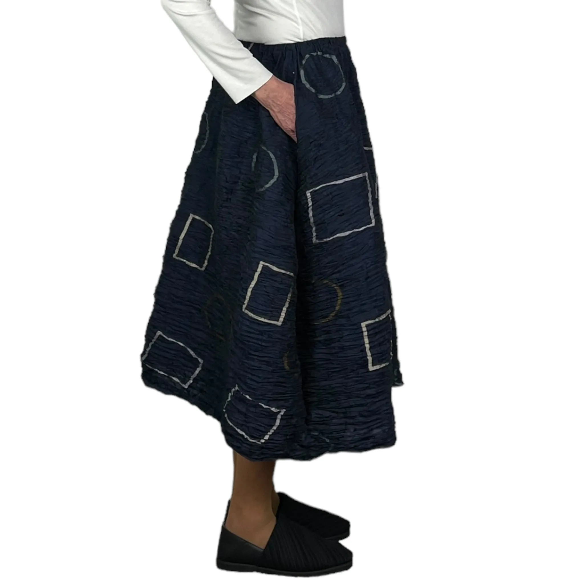 GRAPHIC PRINT SKIRT