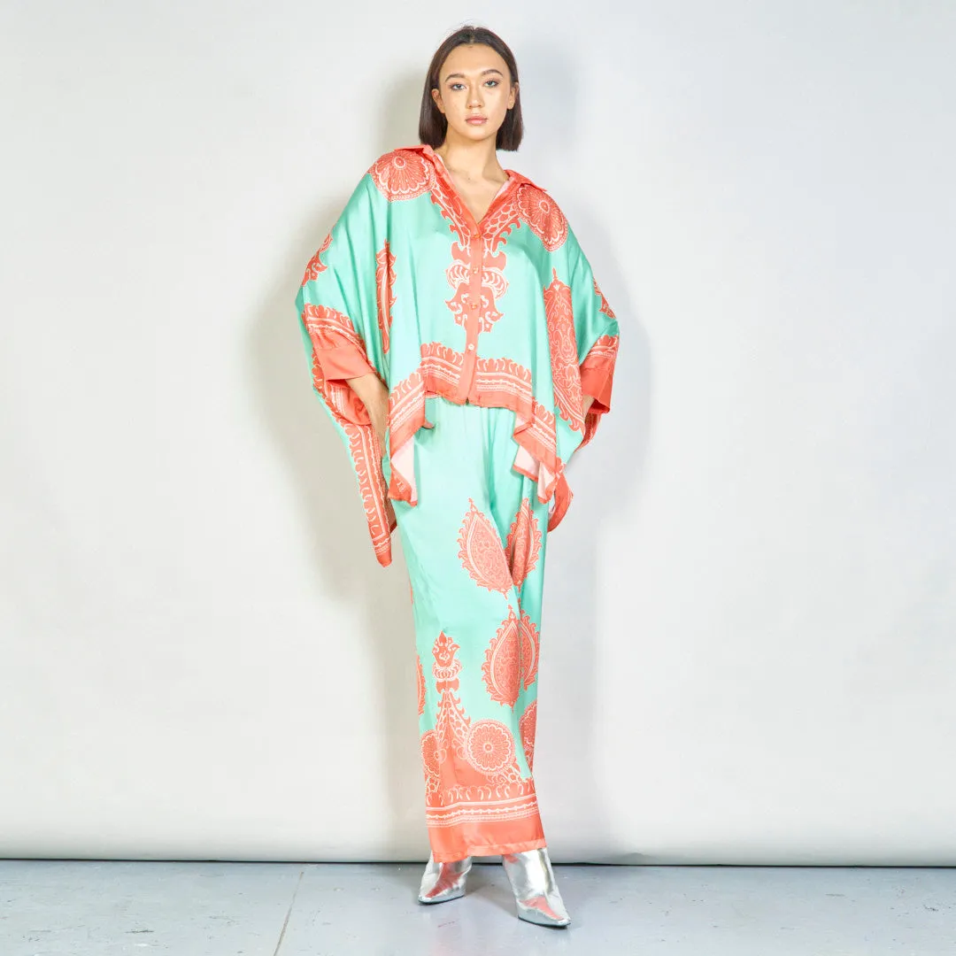 Regal paisley medallion kaftan set wholesale