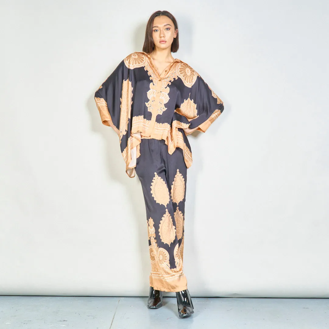 Regal paisley medallion kaftan set wholesale