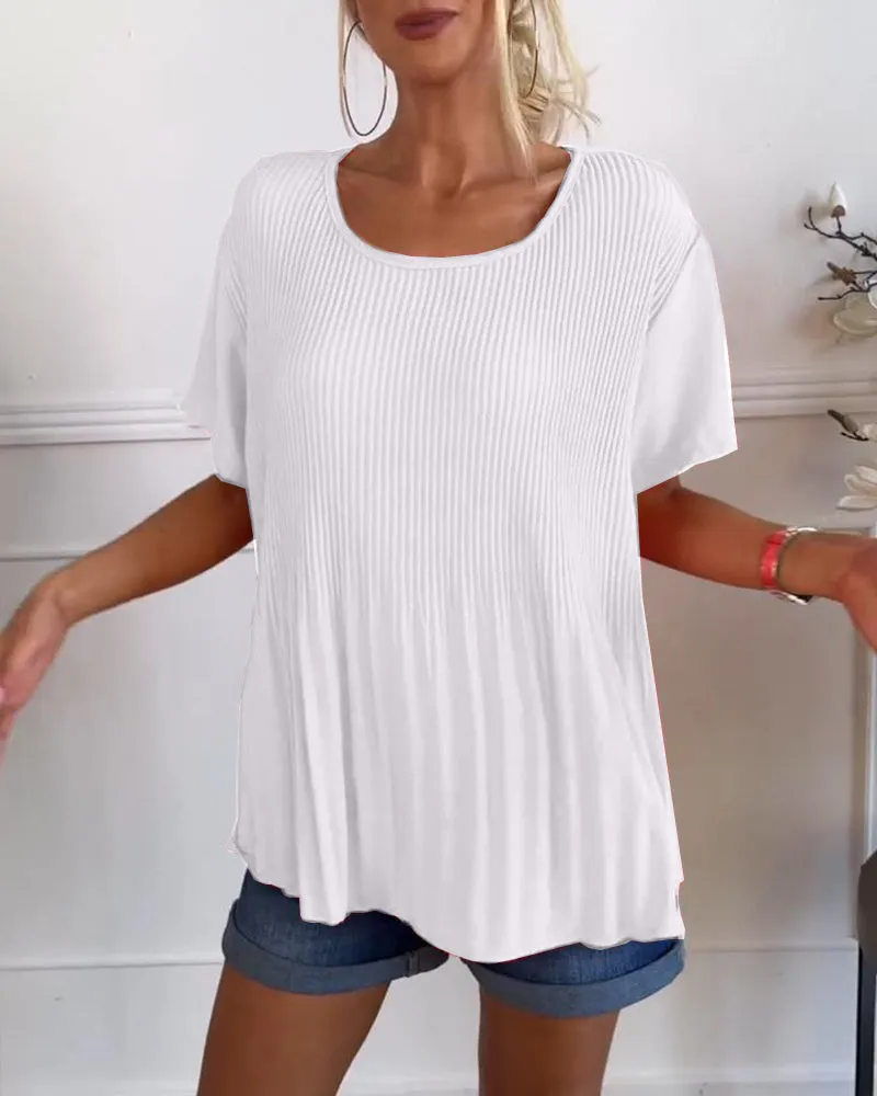 Solid color round neck pleated blouse